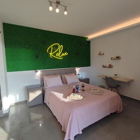 Theasis 5 Luxury Studio With Sea View 新马尔马拉斯 外观 照片